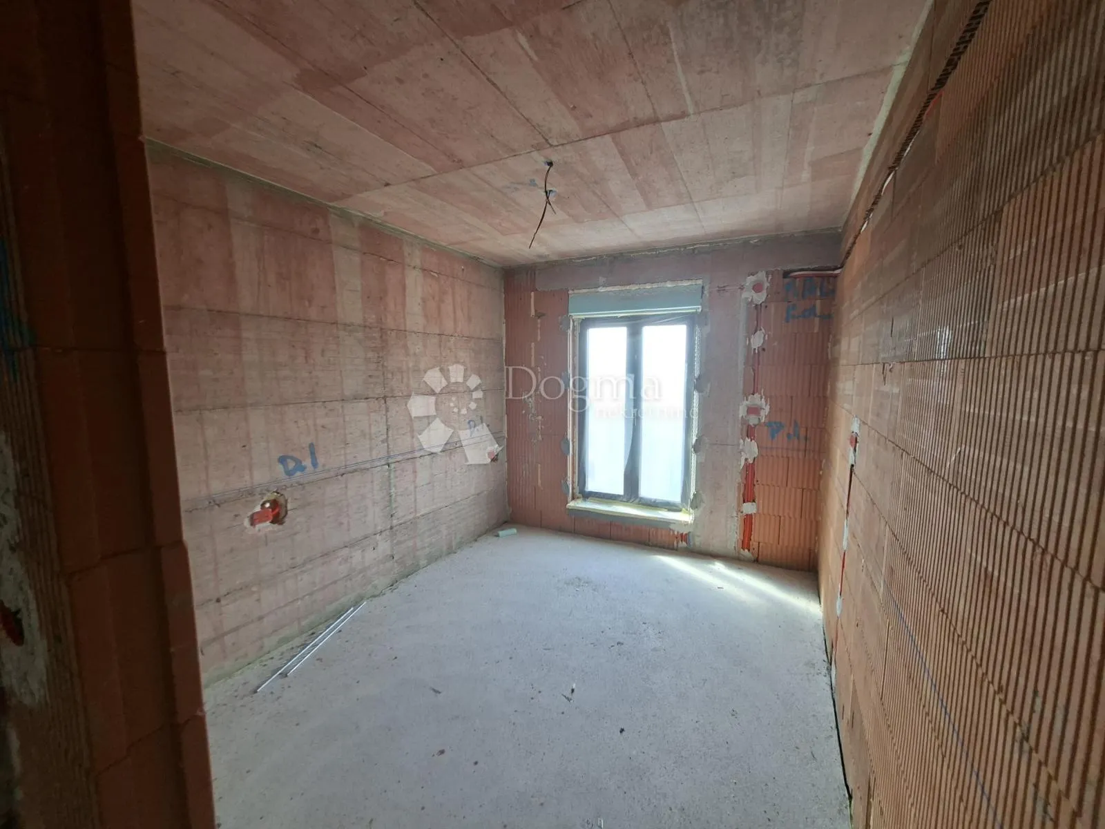 novogradnja pula centar - 57 m2, 2s+db, 3. kat b06 - slika 3