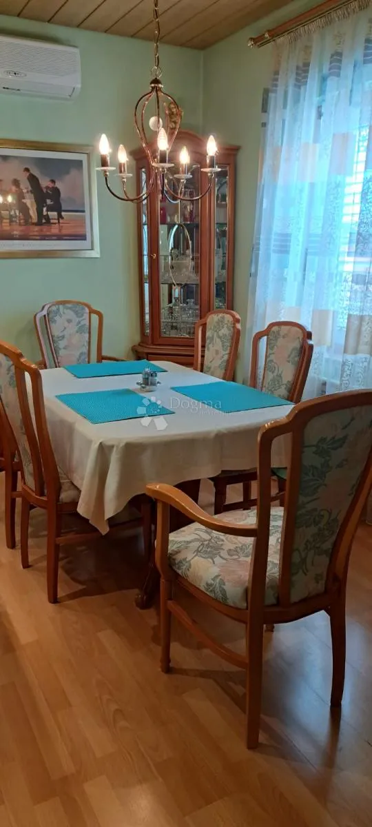 stambeno poslovni objekt u centru grada - slika 27