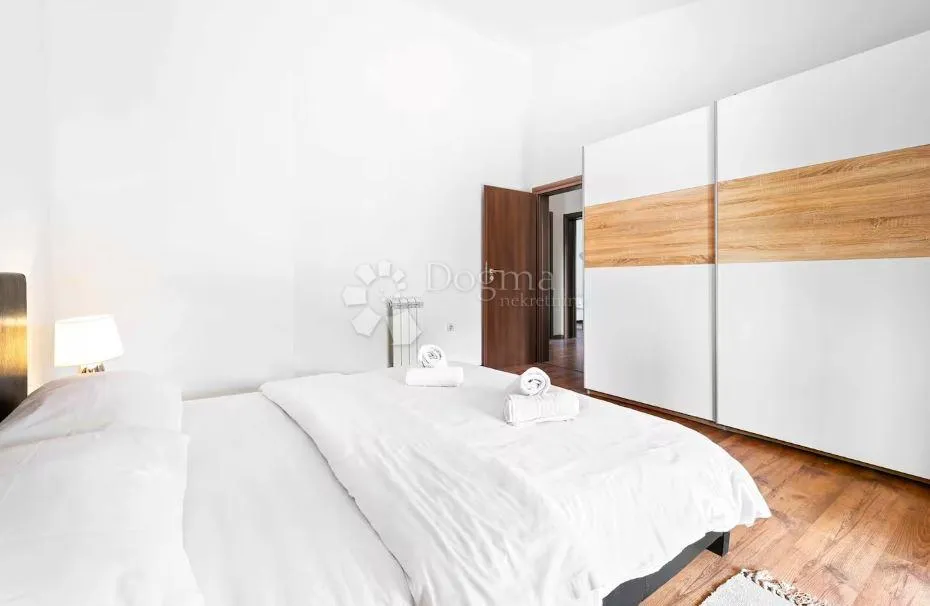 mediteranska vila rustikalnog šarma, 238 m² - slika 6