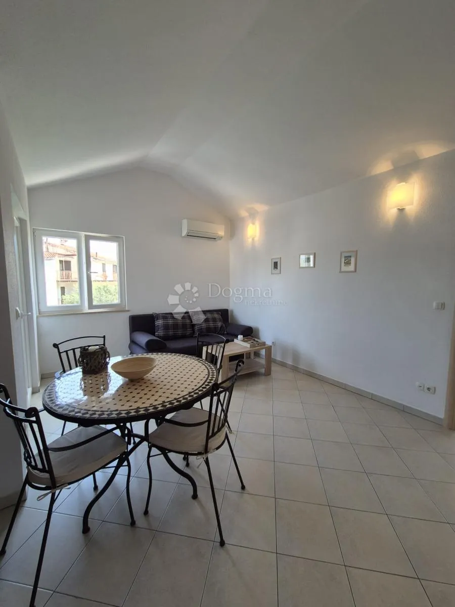 fantastična lokacija, dvojna kuća sa 3 apartmana samo 250 metara do plažena - slika 25