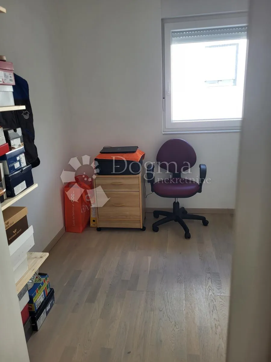 komforan trosobni apartman - slika 16