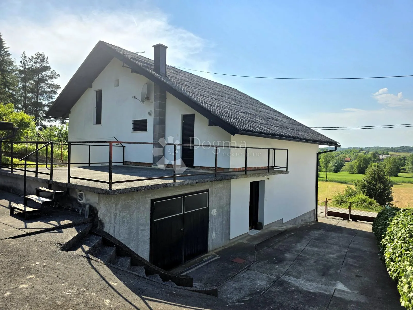 prodaja, kuća, nkp 350m² s okućnicom i terasom, mrežnički brig - slika 3