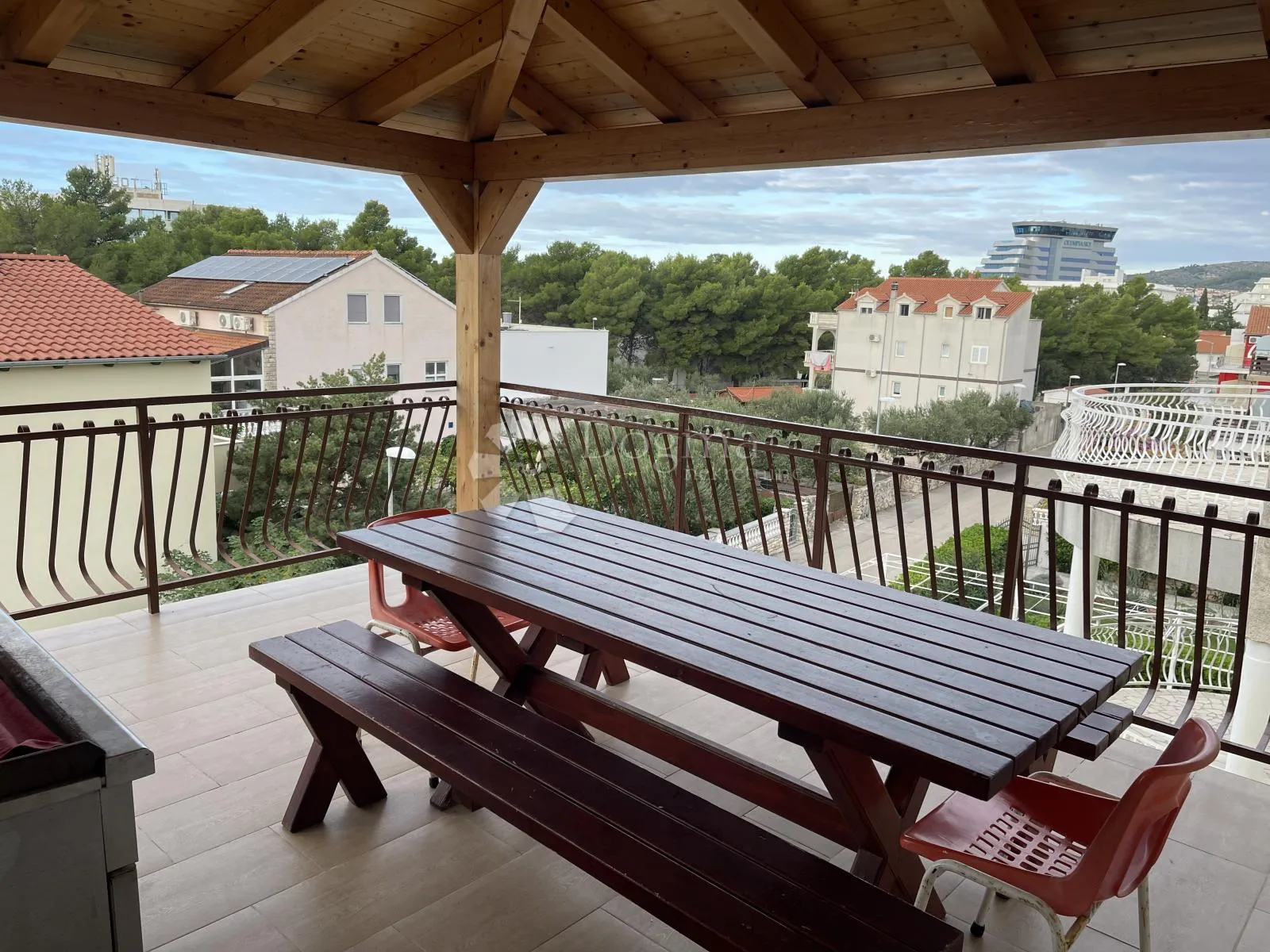 prekrasna kuća vodice - slika 6