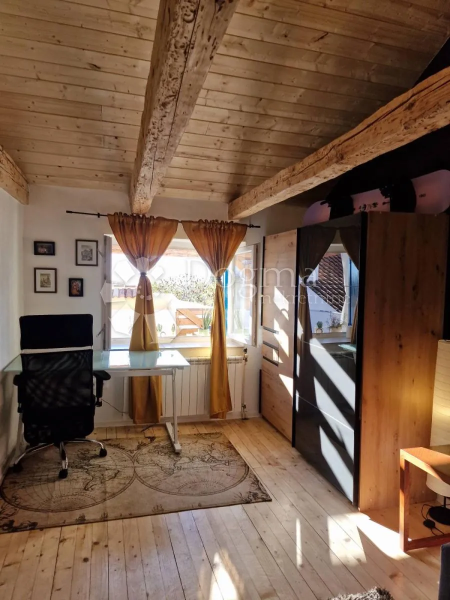 kostrena kuća sa 3 apartmana - slika 9
