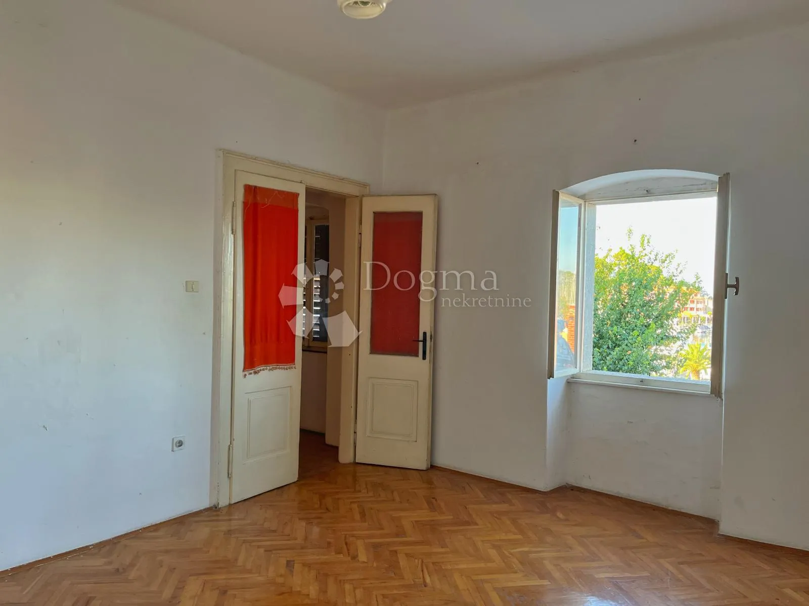 kuća za adaptaciju 85 m od mora, top lokacija - slika 8