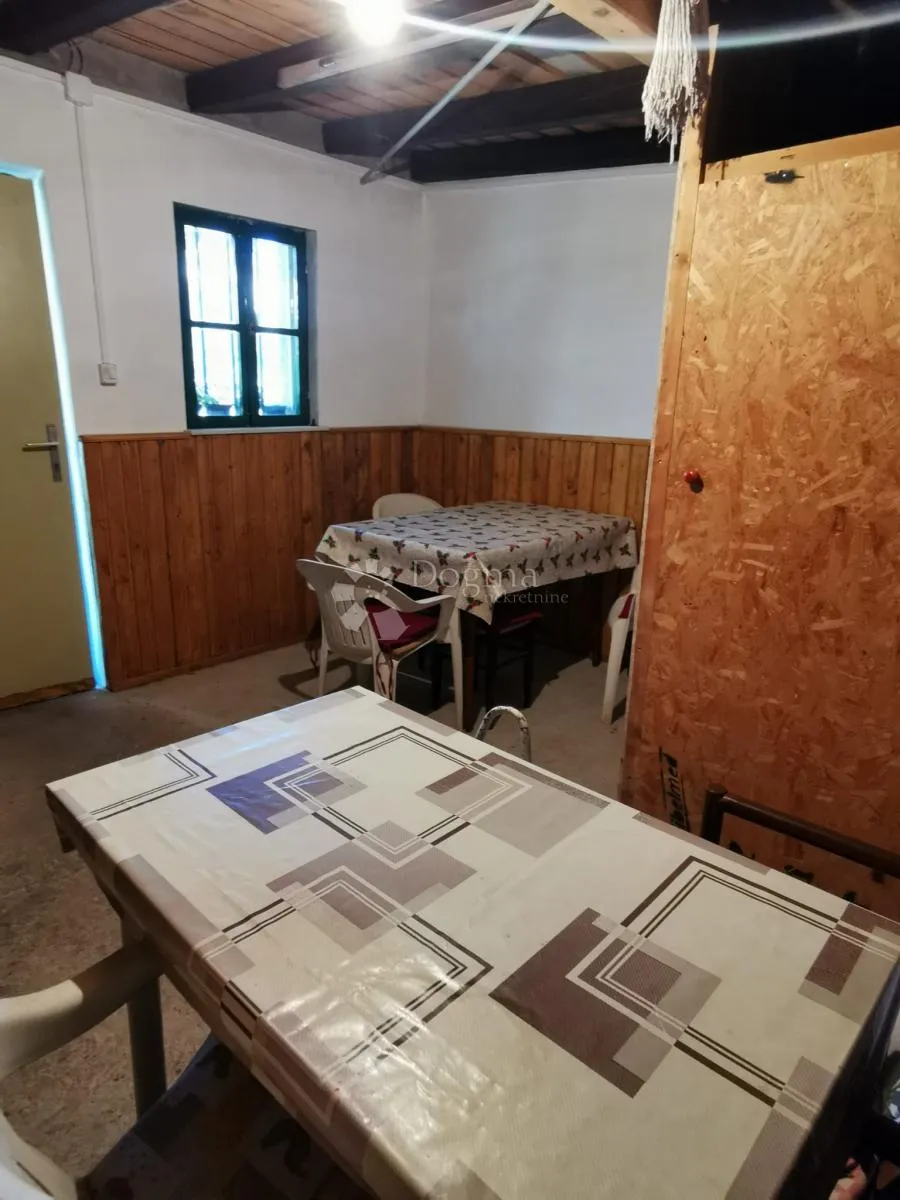 obiteljska stambena kuća useljiva odmah - prilika, hitno - slika 20