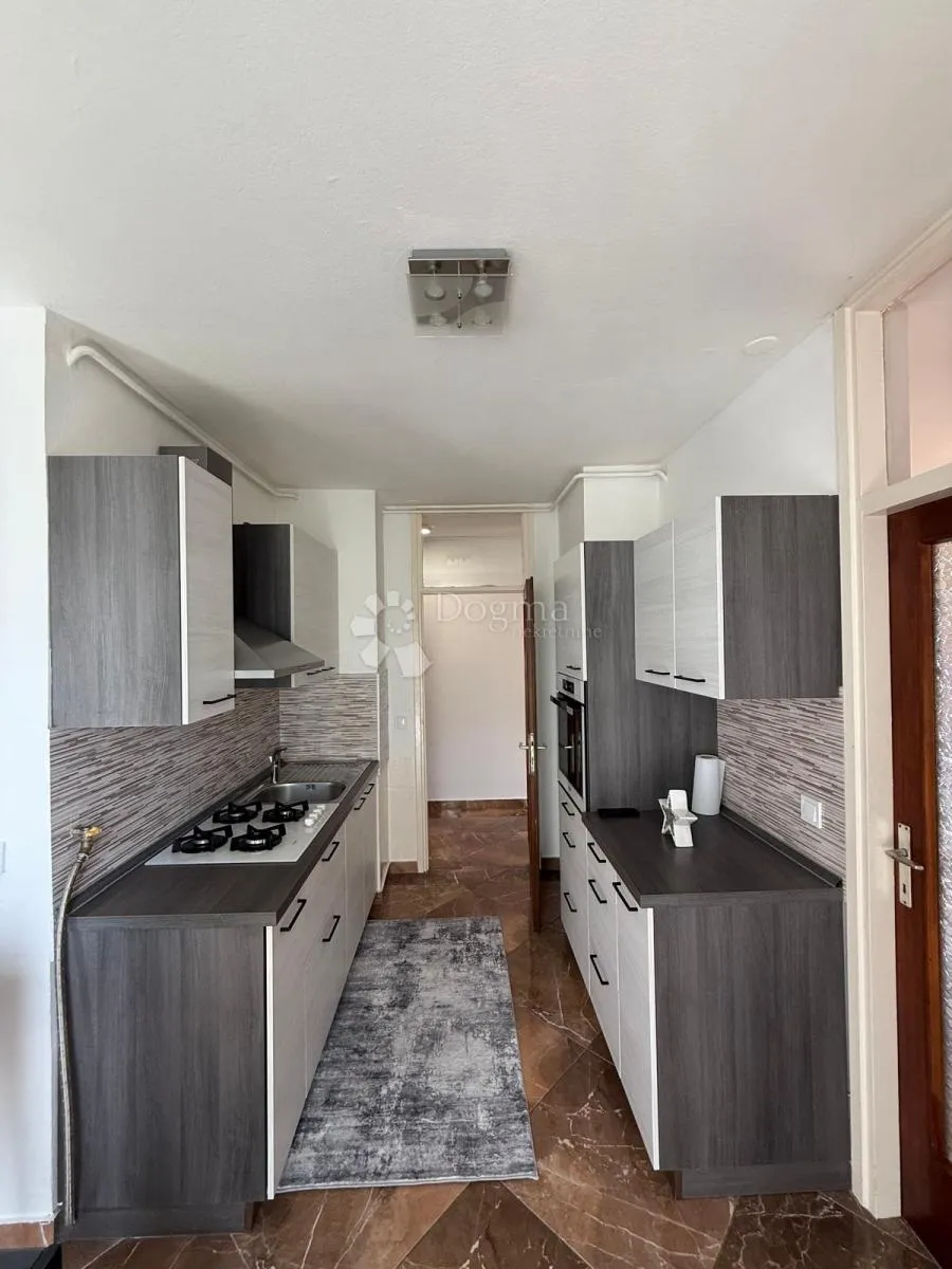 pula – vidikovac |renoviran stan 66,24 m²|9. kat|lift - slika 6