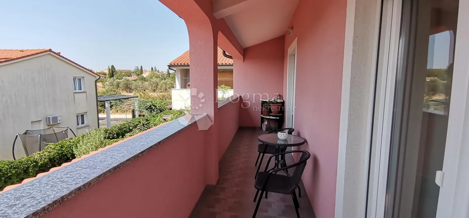 kuća za odmor s bazenom - slika 21
