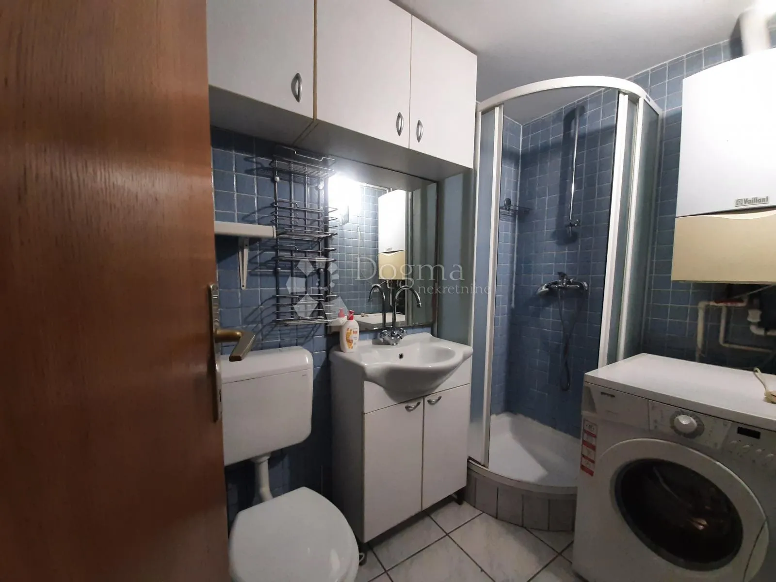 dva stana u jednom, 50 m2, terasa, parking, trešnjevka - slika 3