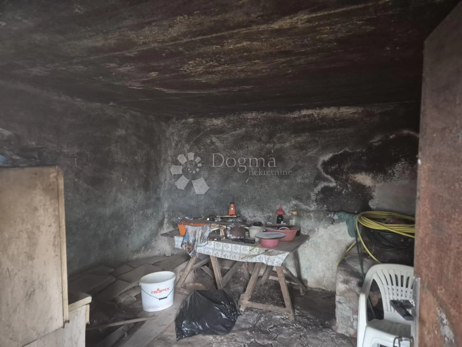 kuća za adaptaciju u mirnom prirodnom okruženju s prekrasnim pogledom – odlična prilika! - slika 15