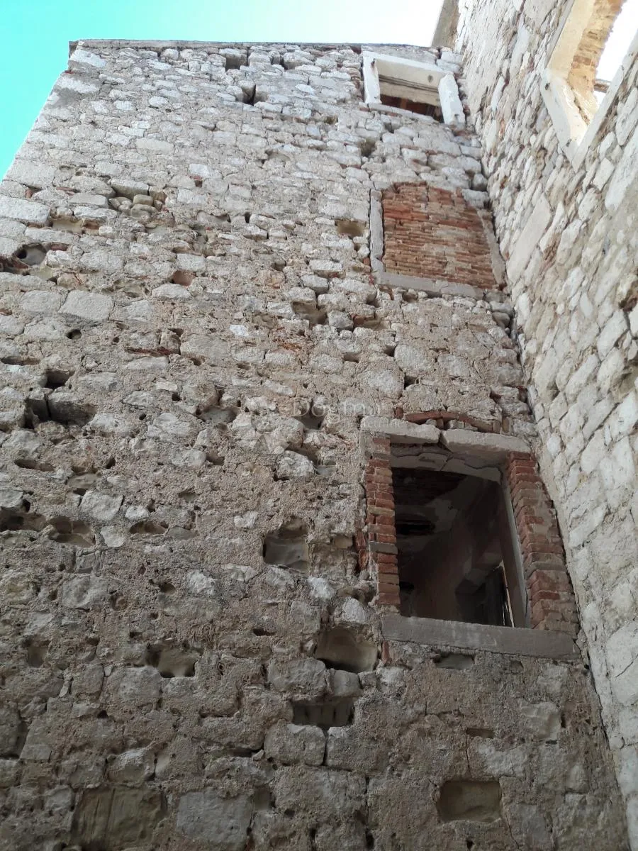 palača iz xv.st., pag - slika 7
