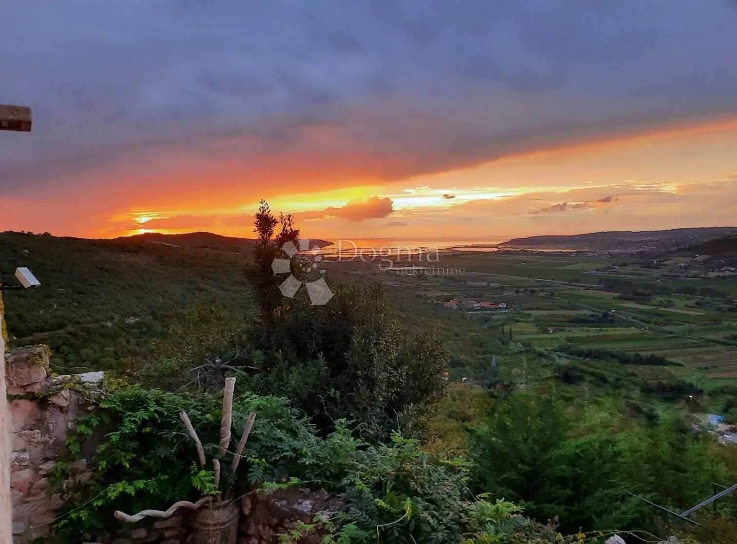 vila s dušom: istarski dragulj s pogledom na more i brežuljke - slika 21