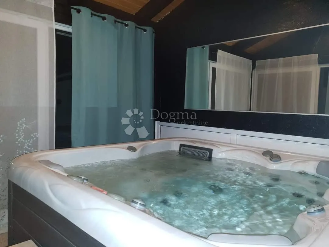 gorski kotar-predivno uređena goranska kuća za investiciju - slika 54