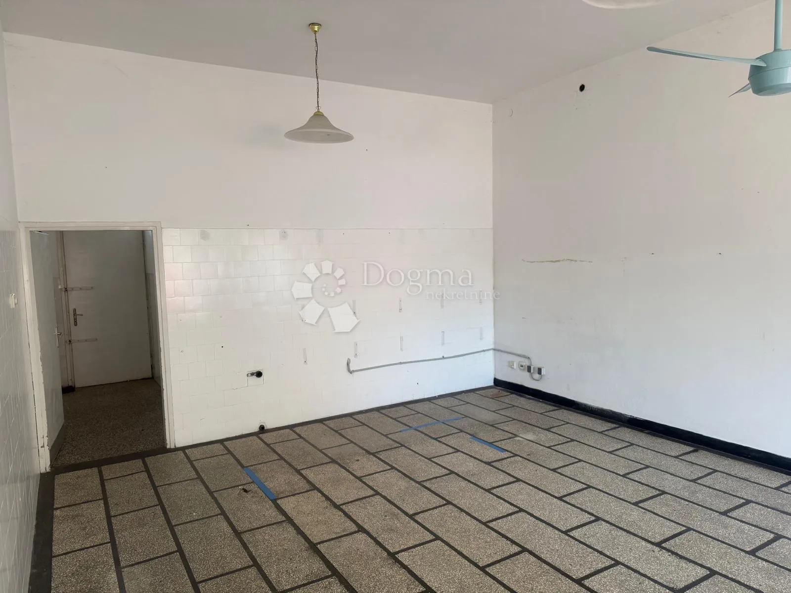 poslovni prostor u centru čakovca - najam - slika 3