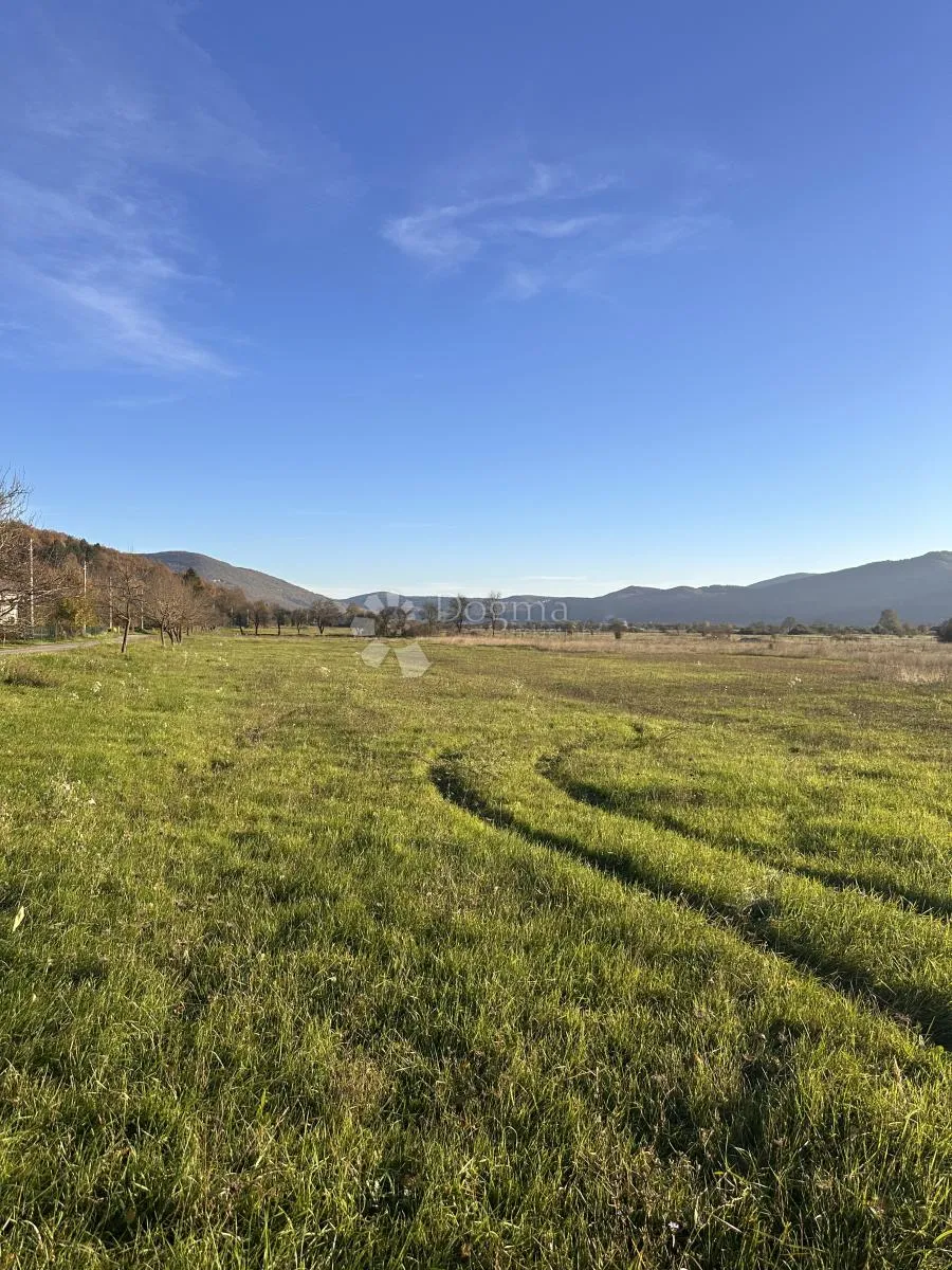 sinac prodaje se građevinsko zemljište 11000 m2 - slika 8
