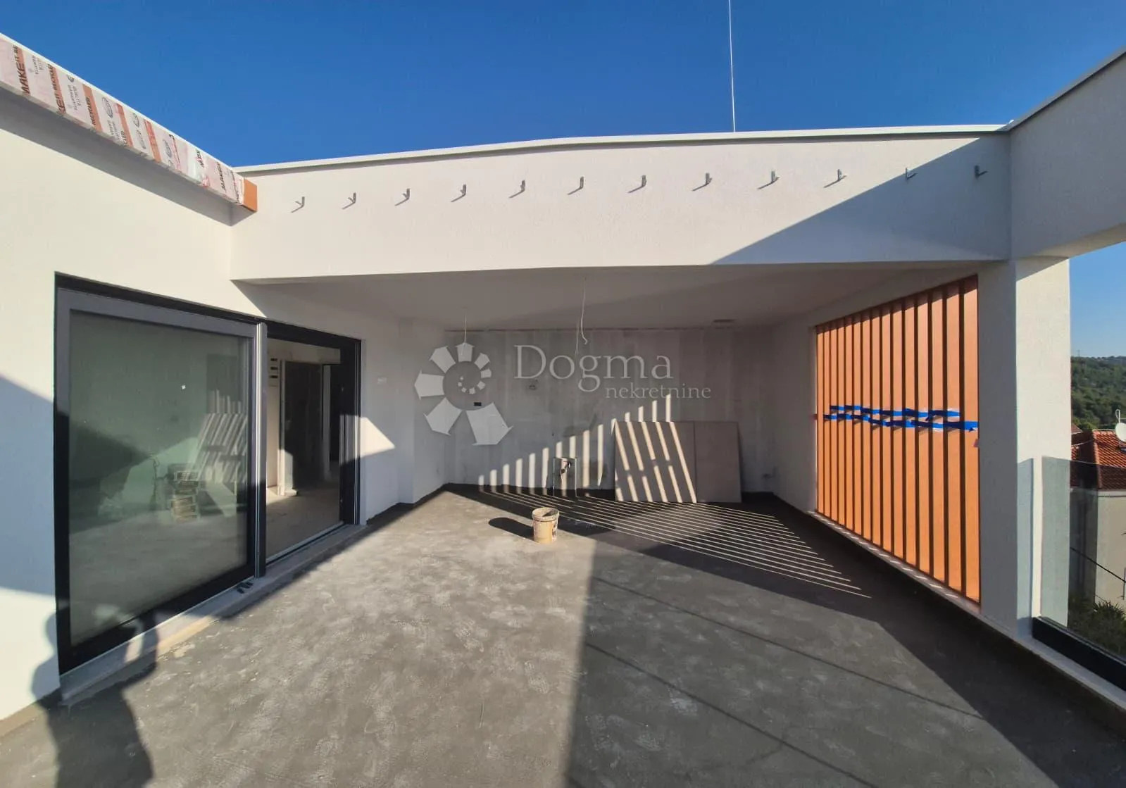 novogradnja – luksuzni penthouse (s17) s jacuzzijem i panoramskim pogledom na more – okrug gornji - slika 8