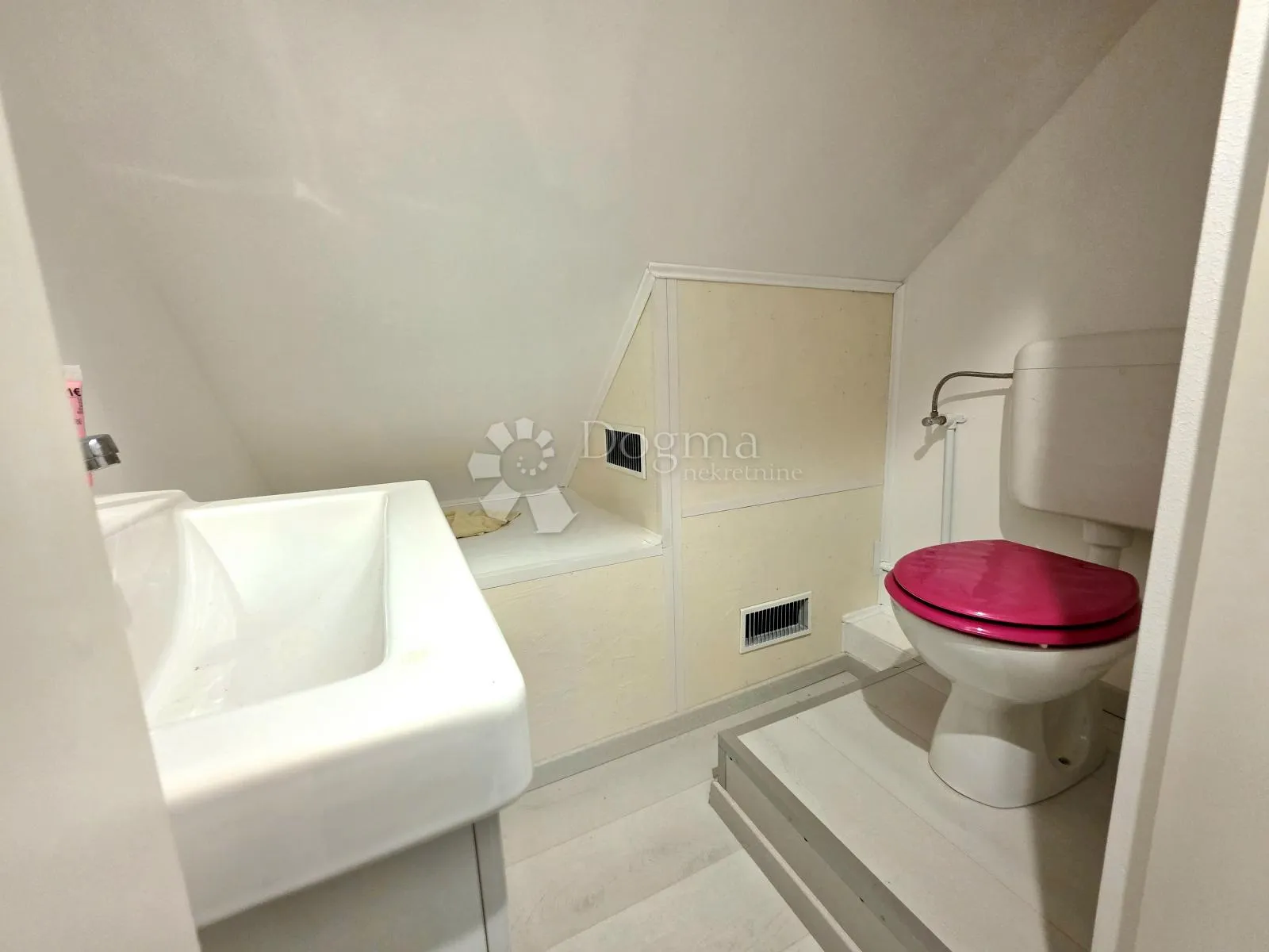 prodaja, kuća, nkp 150m², cerovac vukmanićki - slika 21