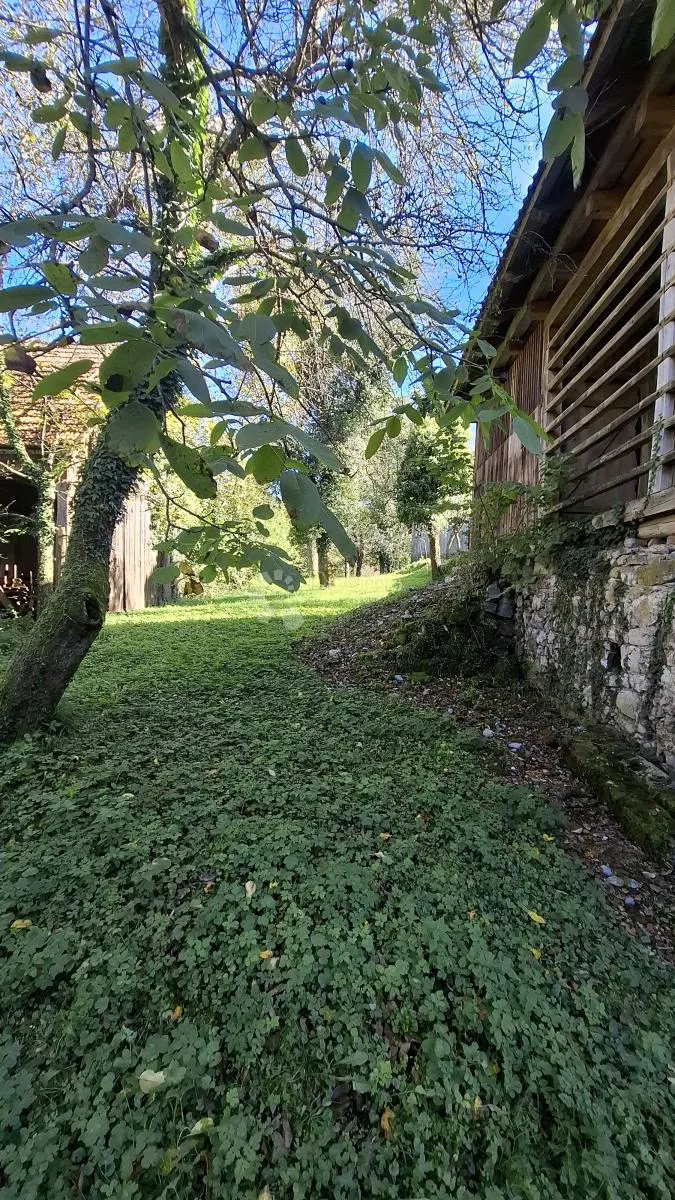 vrbovsko kuća kraj kupe - slika 2