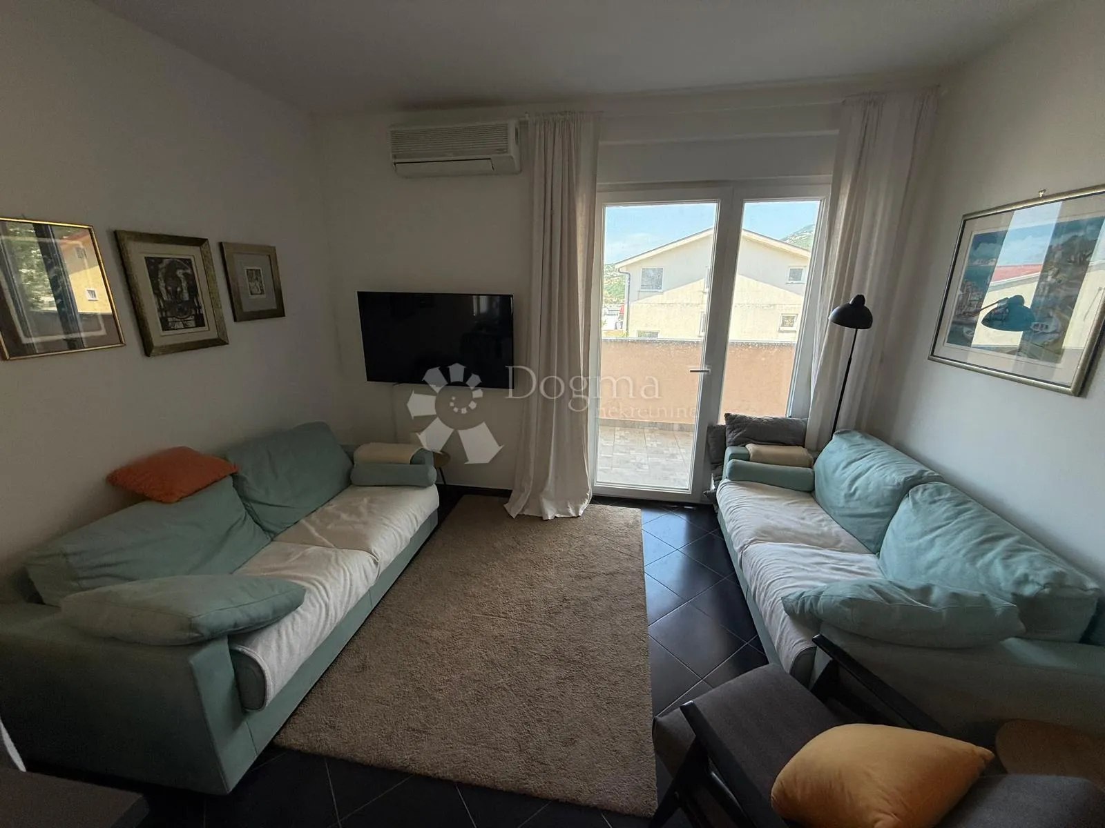 nov namješten apartman 200 m od mora sniženo - slika 12