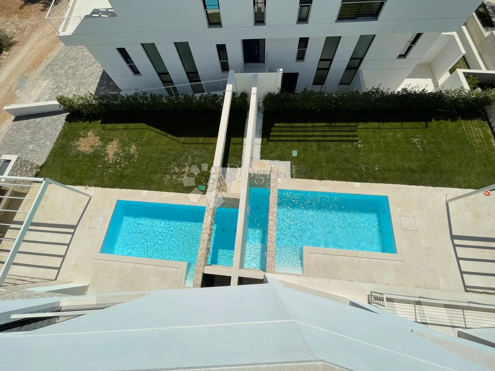Ekskluzivan duplex s bazenom, 100 m od mora - Kožino, Zadar