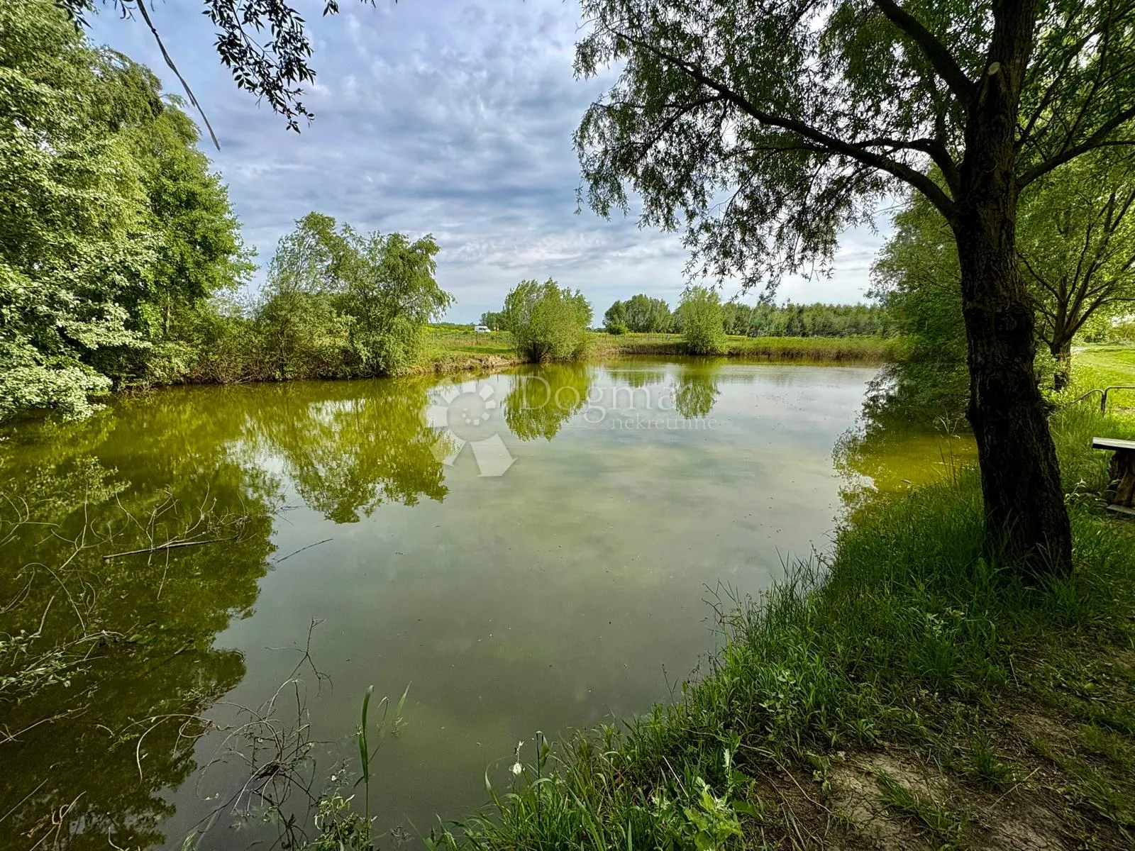 jezero i parcela veliki investicijskin potencijal - slika 3