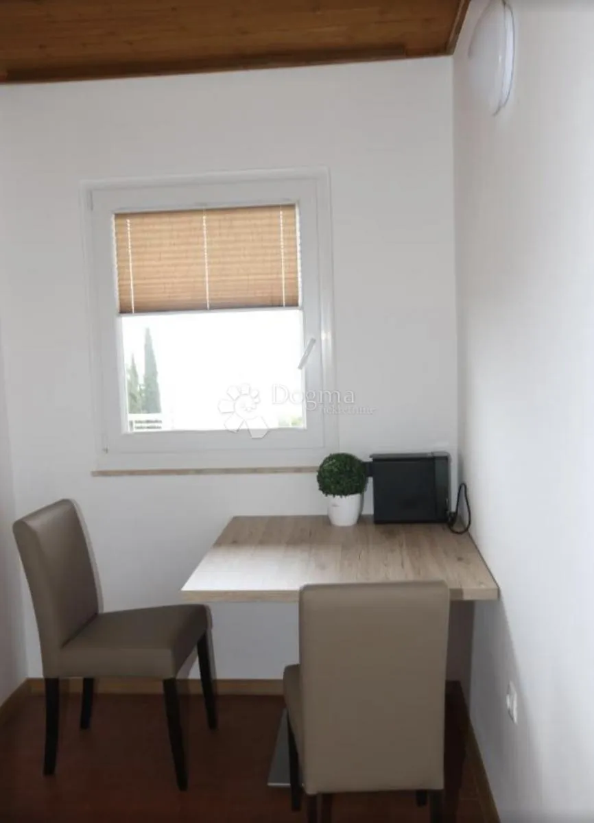 studio apartman 100 m od mora - slika 2