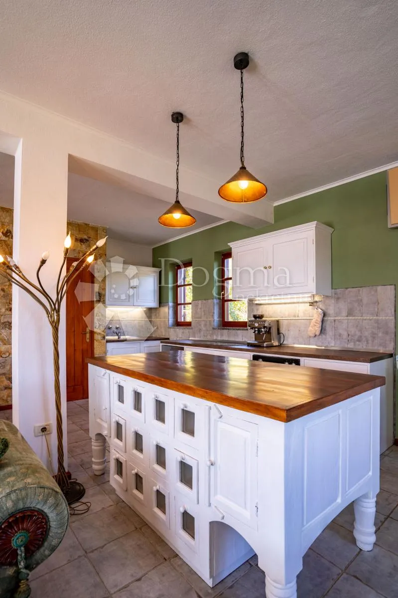 amazing mediterranian villa - slika 24