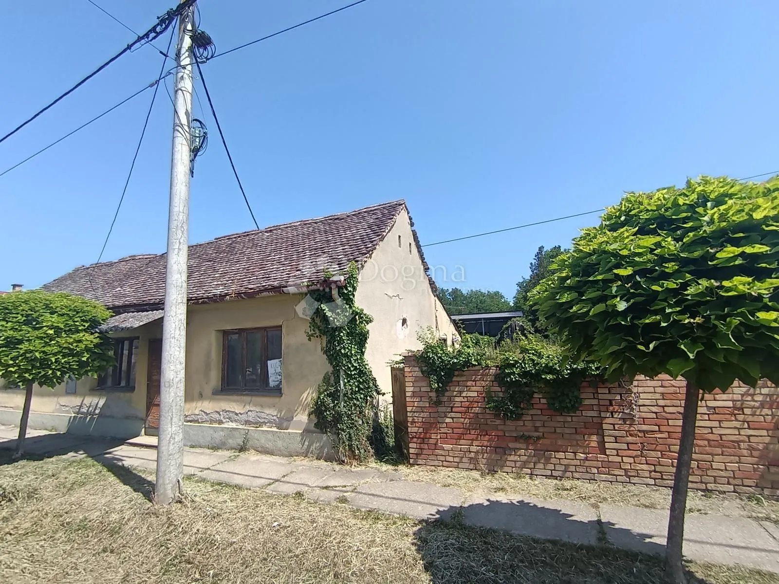 kuća s potencijalom na glavnoj cesti u topolju! - slika 2