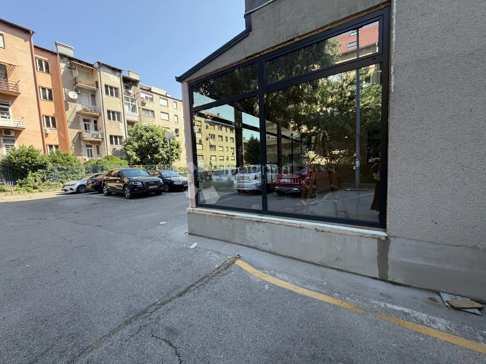 maksimir | poslovni prostor 70 m² s velikim izlogom - slika 9