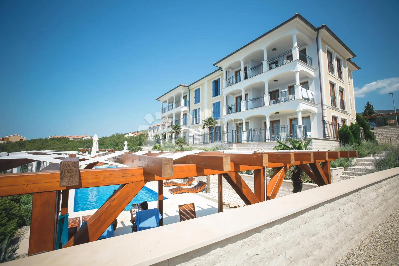apartman uz more 108m2 - slika 2