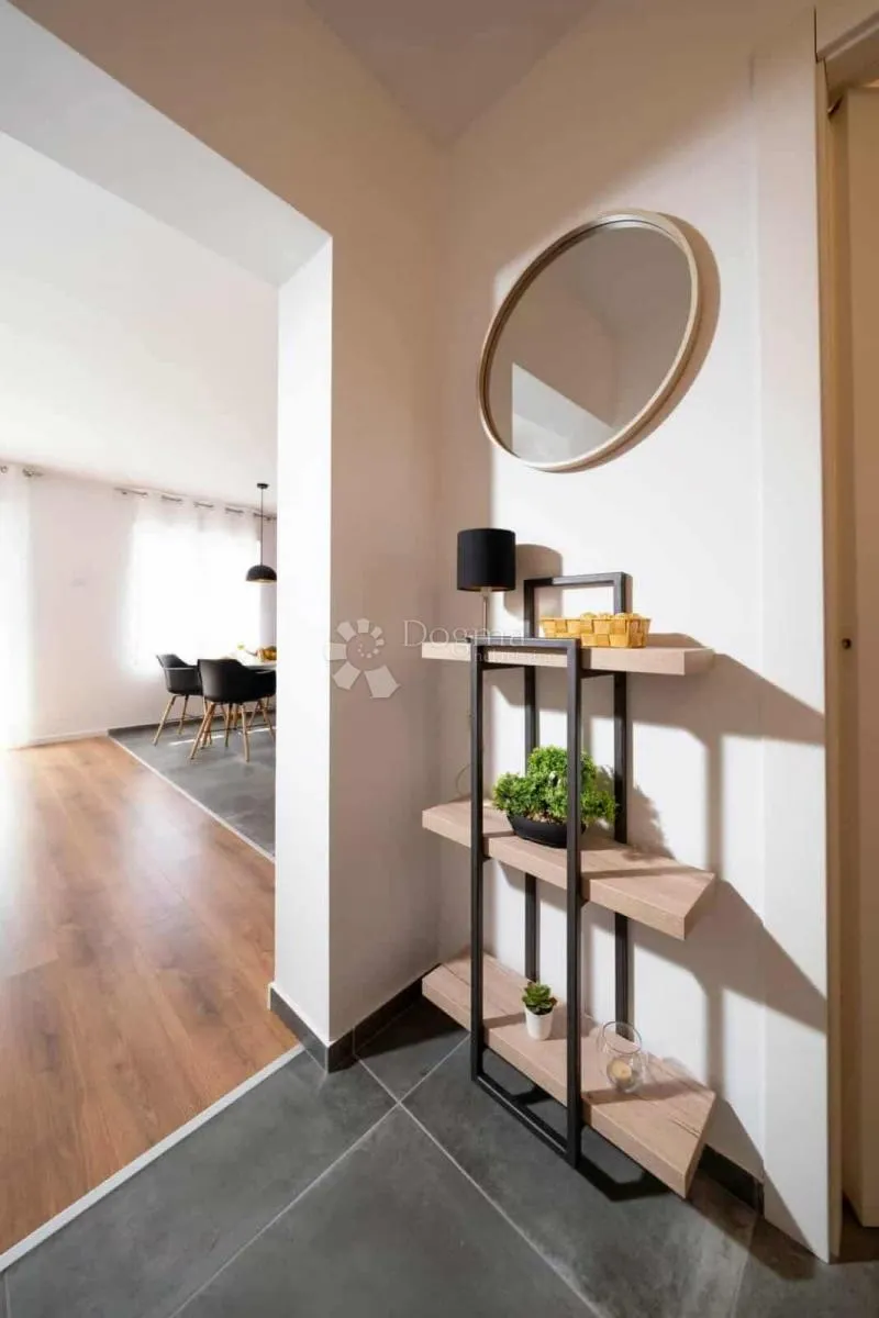 gornja vežica – moderno uređen stan, 2s+db i prekrasni balkon s pogledom na more - slika 10