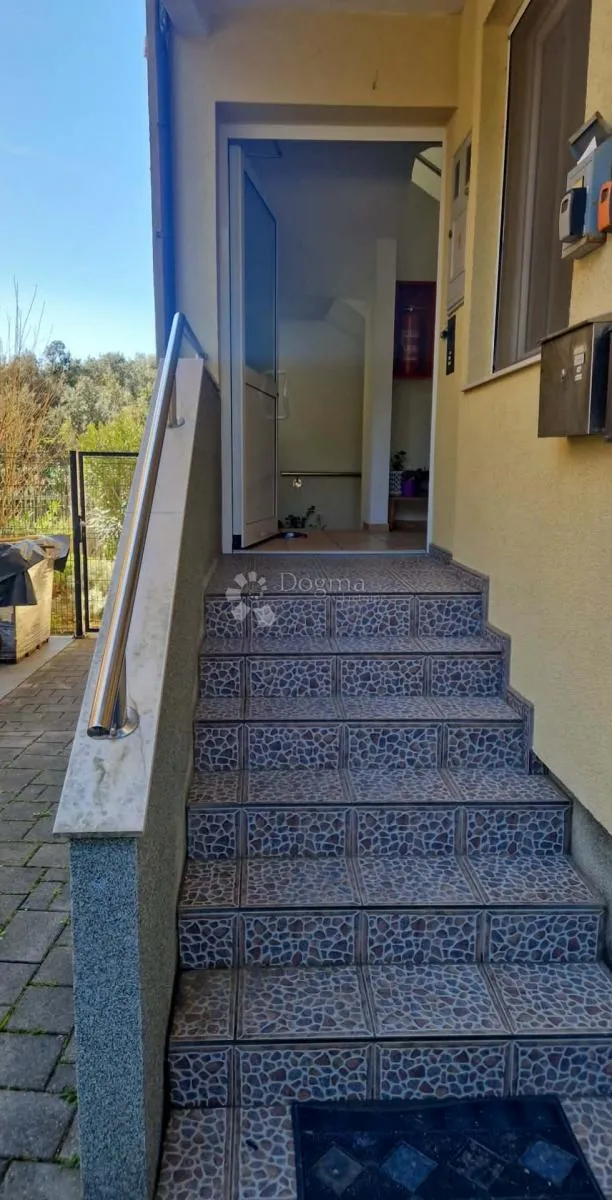 diklo - apartman 50 m2 u blizini mora - slika 48