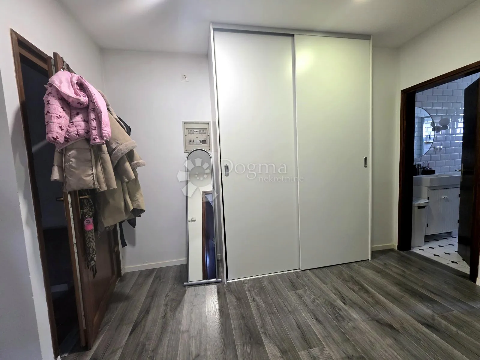 prodaja, kuća, karlovac, 115 m2, novi centar - slika 13