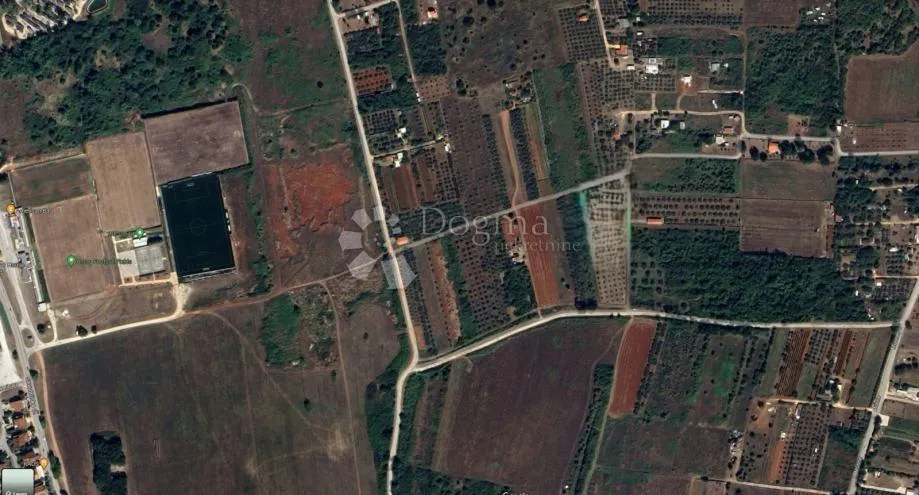 prilika! poljoprivredna parc uz građevinsko područje1km od mora - slika 6