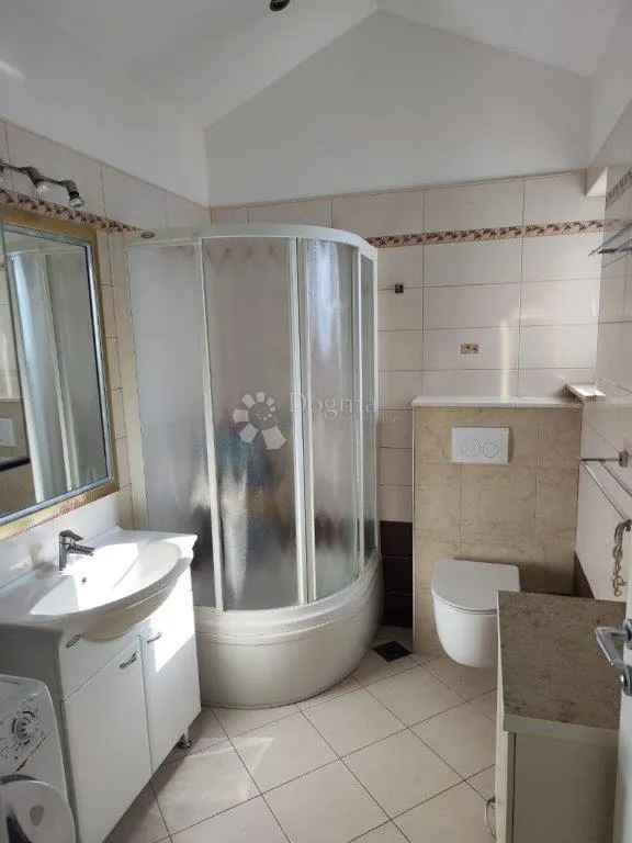 rogoznica- predivna villa na plaži - slika 33