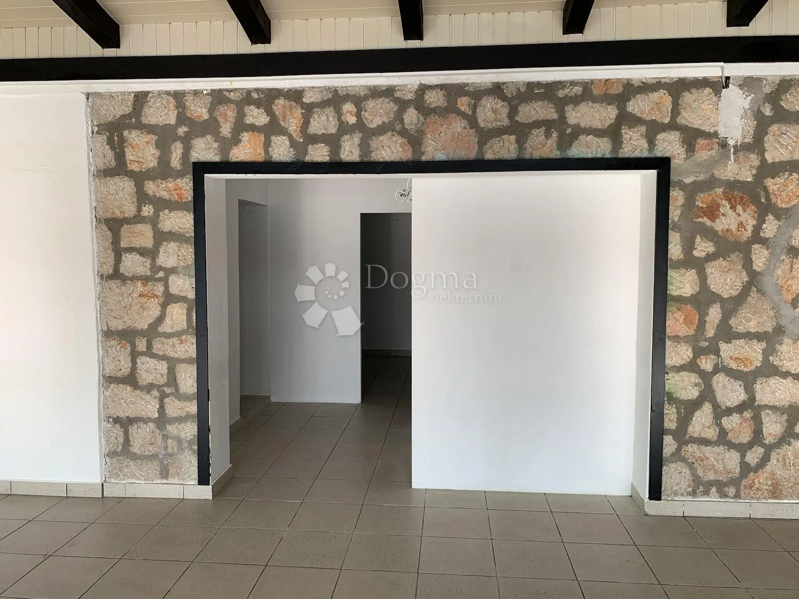 poslovni prostor tisno - slika 6