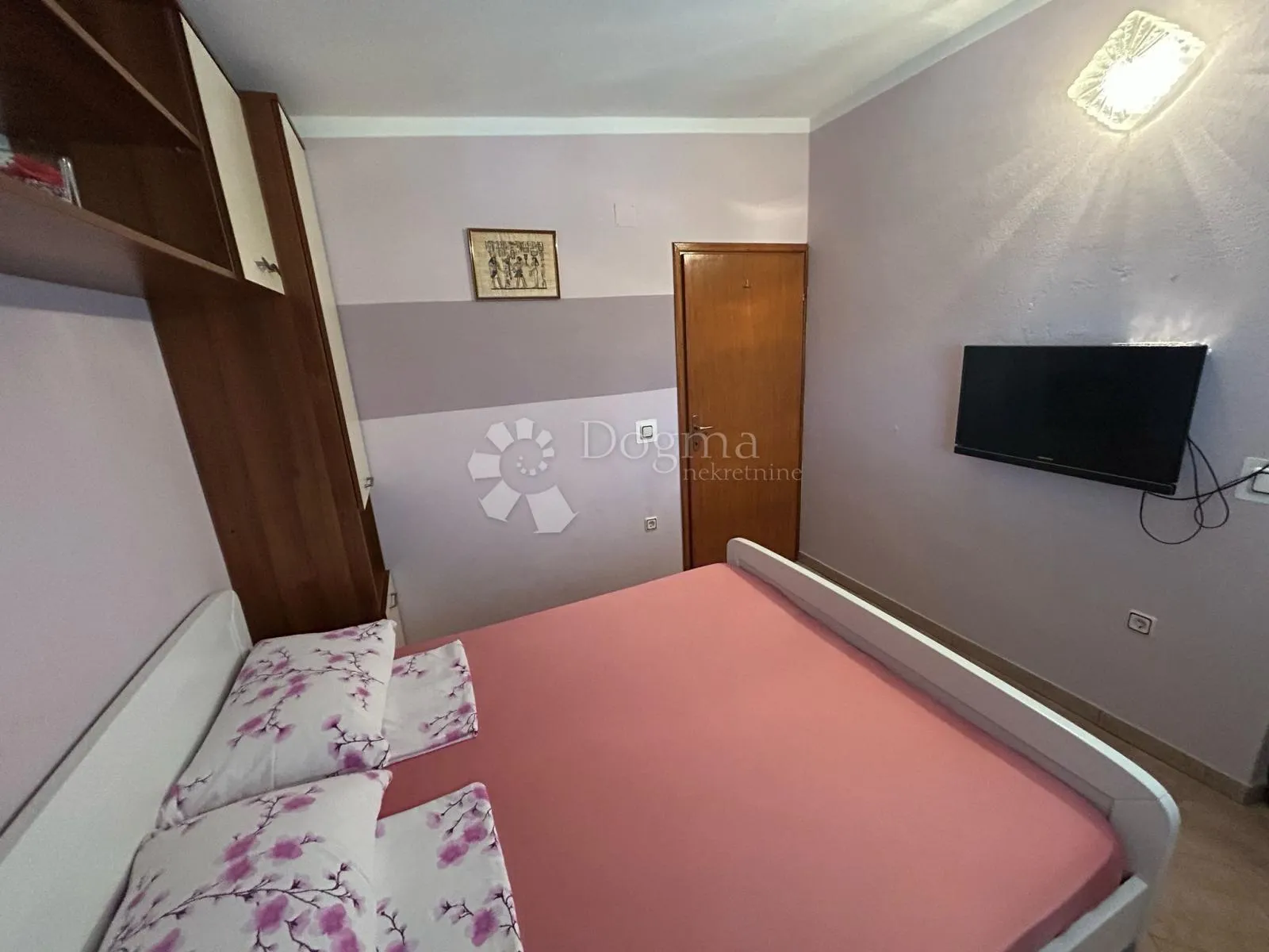 prekrasna kuća s više apartmana, 150 m od mora - slika 13