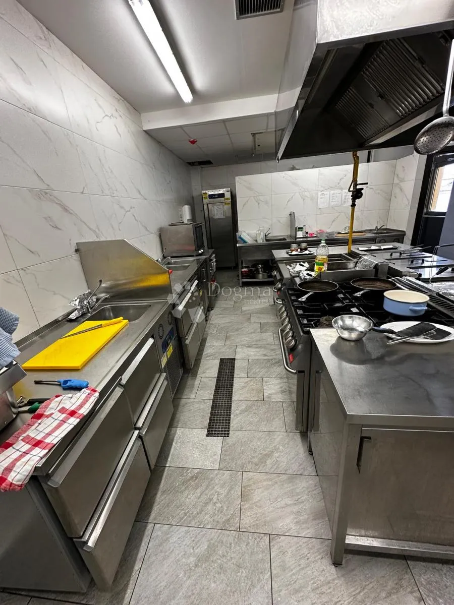 prodaje se hotel u senju 4* - slika 34