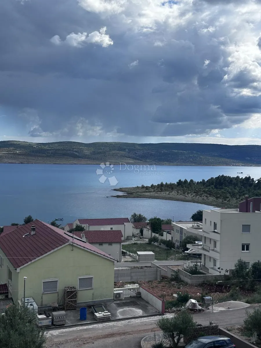 prodaje se penthouse novogradnja seline p1 - slika 16