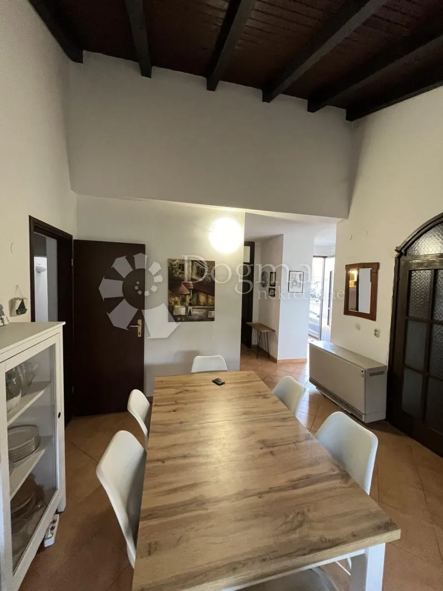 poreč- obiteljska kuća blizu mora- červar porat - slika 10
