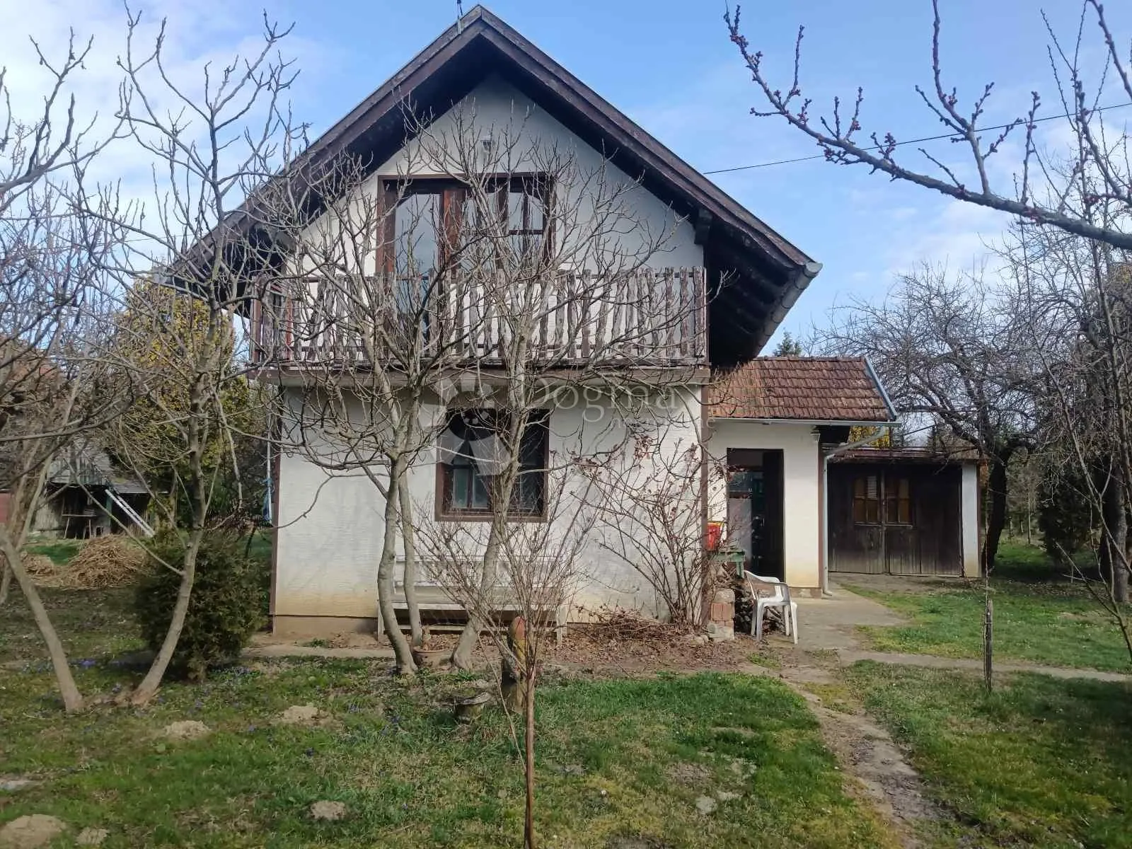imanje s dva jezera i kućama na 23.755 m²! - slika 1