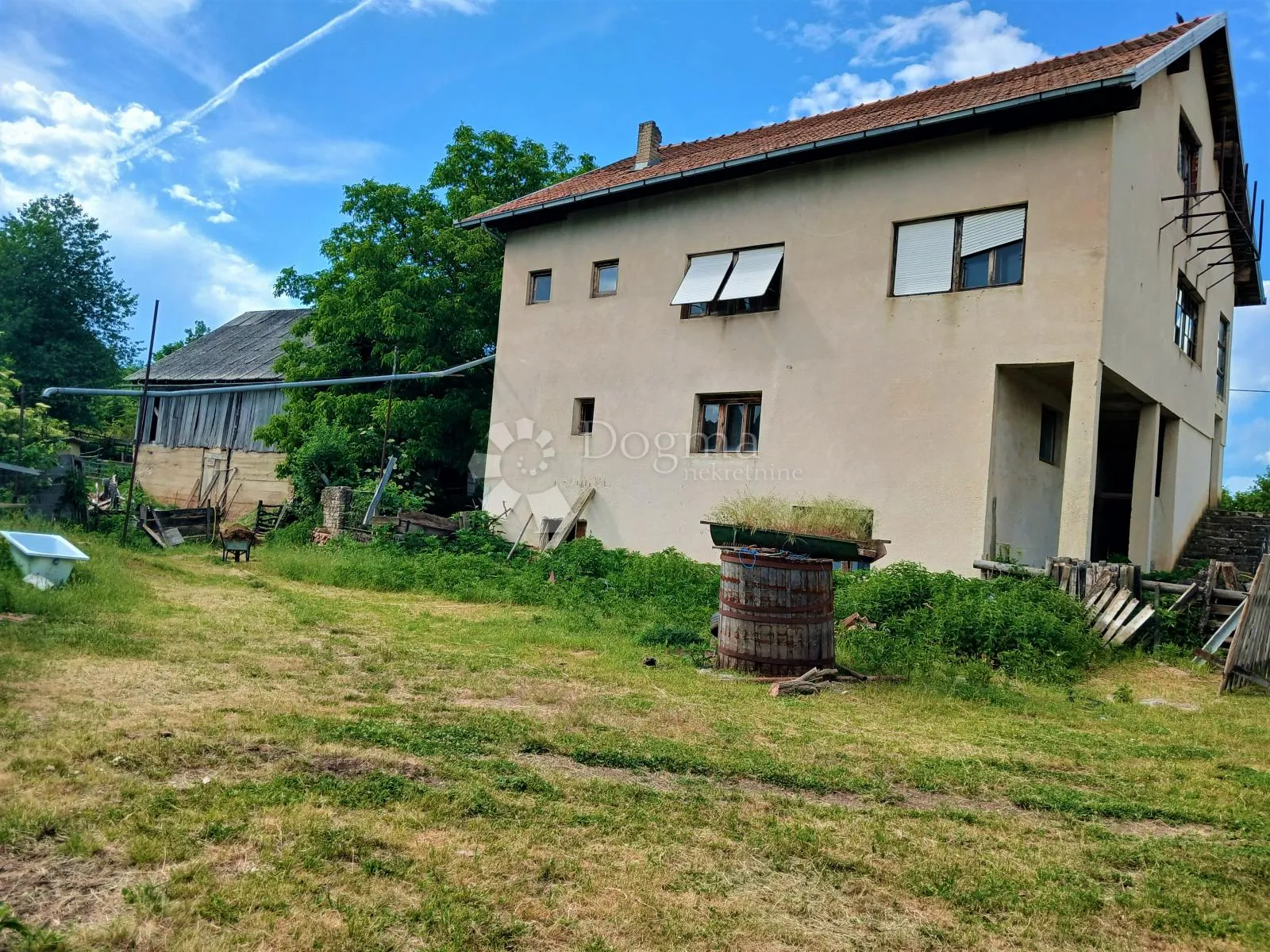 veliko seosko imanje od 6.297 m² kestenovac, donji lapac - slika 3