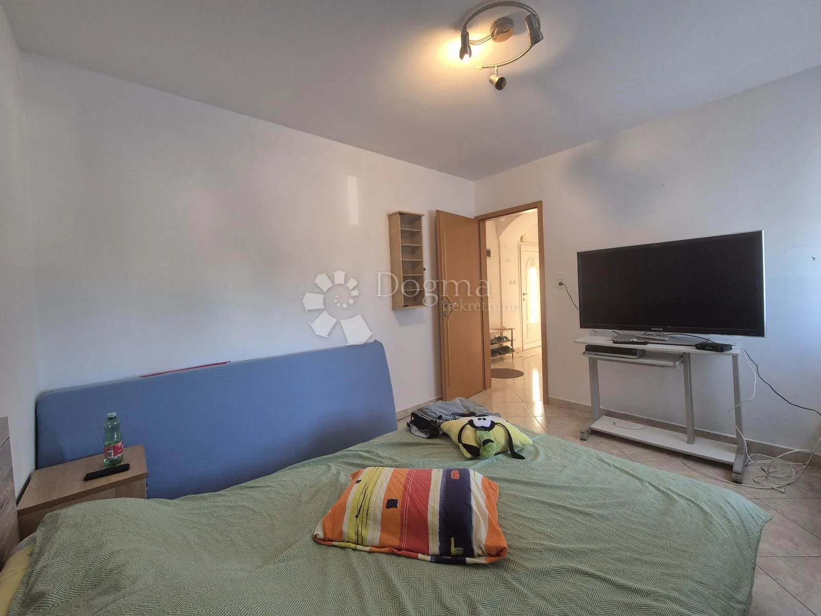 stambeno-poslovni objekt u okolici poreča 208m2 - slika 14