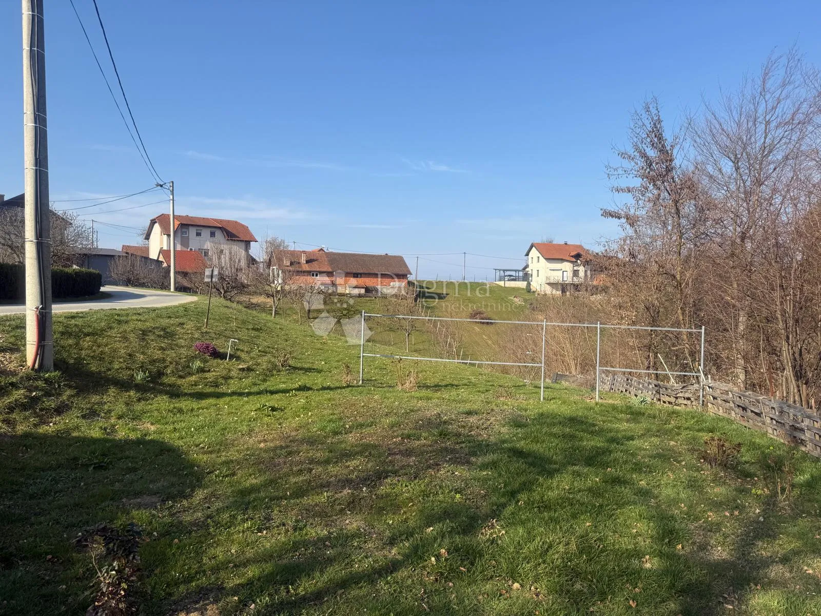 mir, priroda i 1245 m² za vaš dom - slika 11