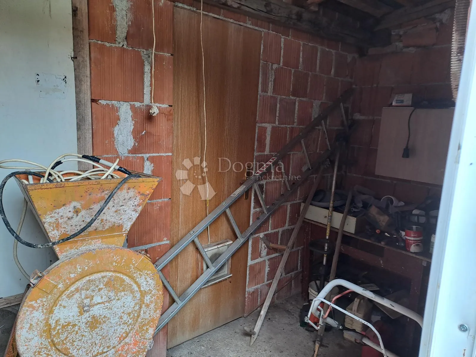 savršen dom na vrhu brda - slika 22