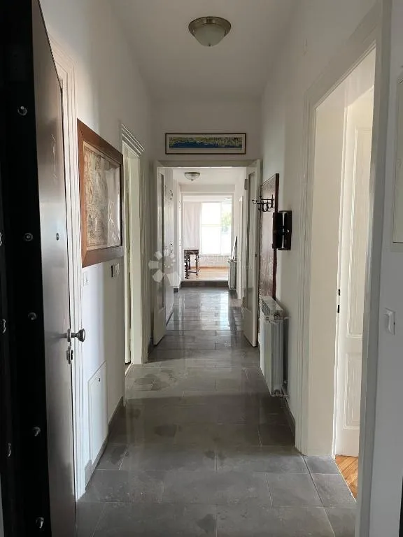 luksuzni stan s panoramskom terasom u srcu opatija – 200 m² - slika 11