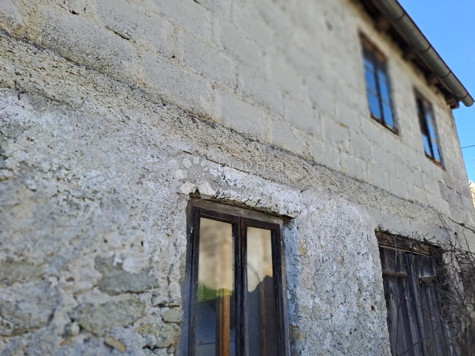 krasan pogled, čist zrak i voda jana u kući - slika 17