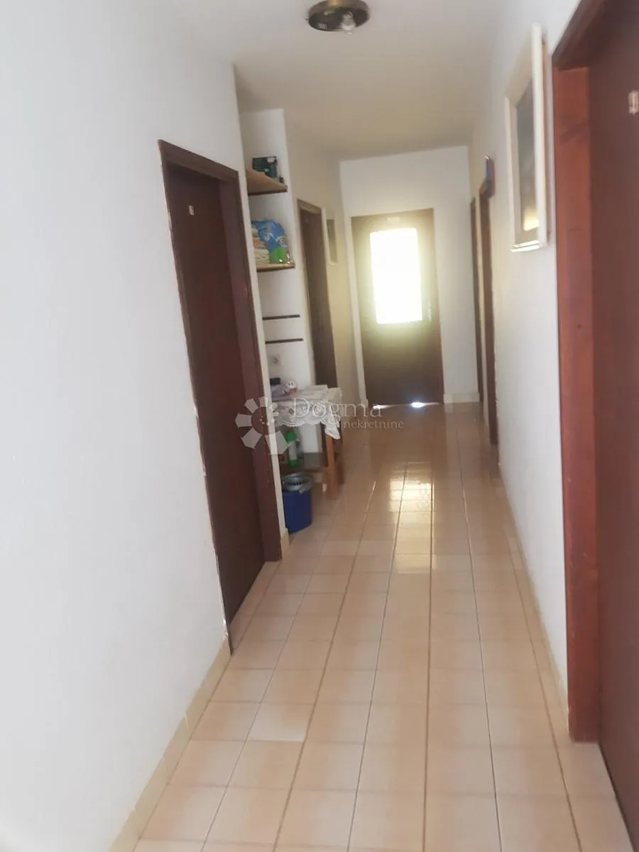 klenovica kuća za najam radnika - slika 32
