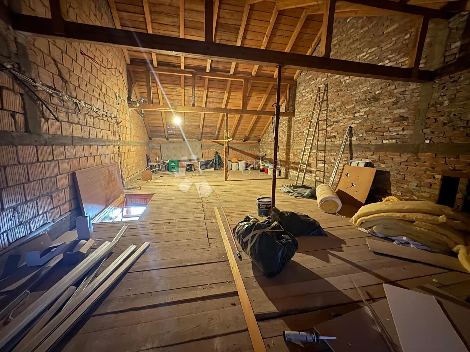 prostrana katnica u retfali – 291 m² s dvorištem - slika 28