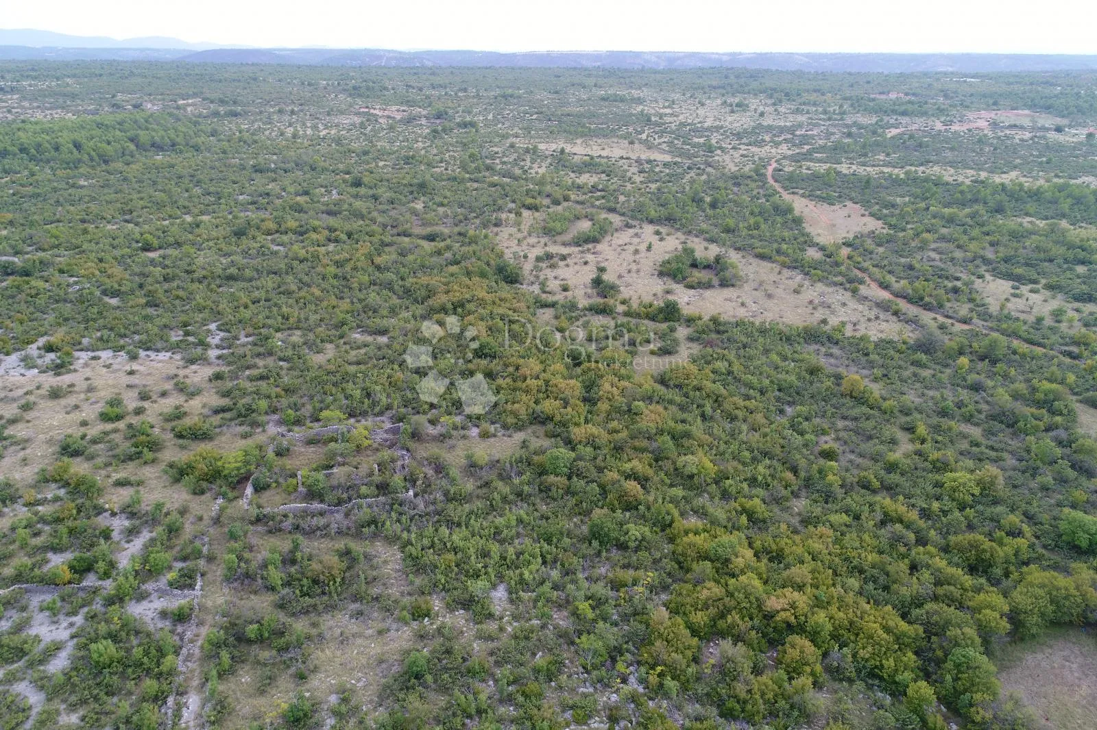 prekrasna građevna parcela nadomak roškog slapa, 6.691 m² - slika 8
